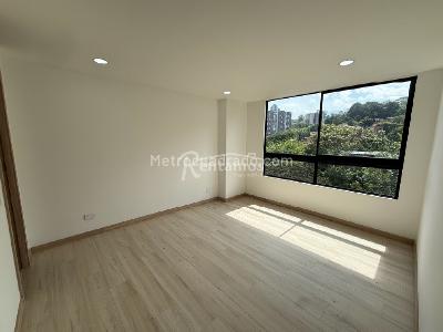 Apartamento en venta en Camino Verde, Medellín · foto 9 de 20