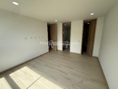 Apartamento en venta en Camino Verde, Medellín · foto 11 de 20