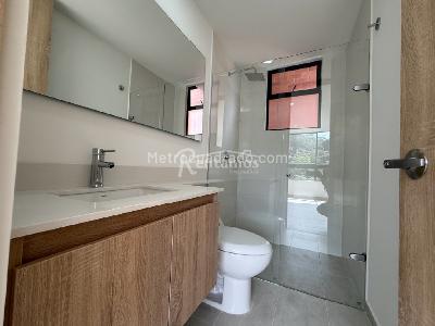 Apartamento en venta en Camino Verde, Medellín · foto 12 de 20