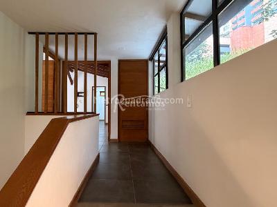 Casa de 2 alcobas en venta en Loma De Las Brujas, Envigado, 200 m² · foto 14 de 20