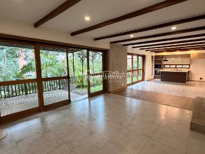 Casa de 2 alcobas en venta en Loma De Las Brujas, Envigado, 200 m² · foto 3 de 20