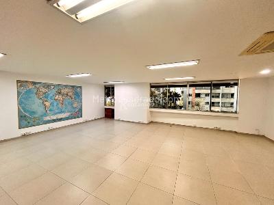 Office for rent in Milla De Oro, Medellín