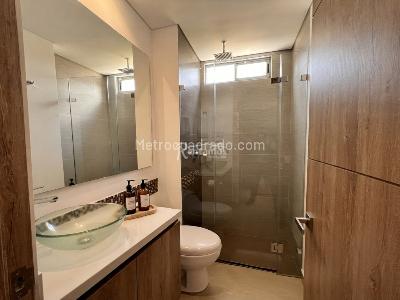 Apartamento de 2 alcobas en arriendo en Loma Del Esmeraldal, Envigado, 78 m² · foto 14 de 20