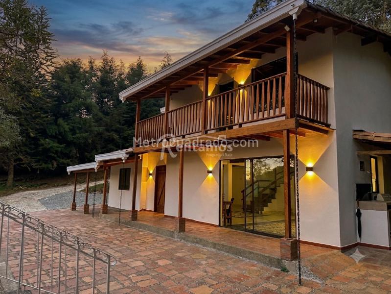 Exclusive 3BR House for Rent in Santa Elena