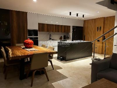 Casa de 3 alcobas en venta en Loma El Atravesado, Envigado, 202 m² · foto 5 de 20