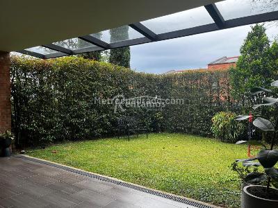 Casa de 3 alcobas en venta en Loma El Atravesado, Envigado, 202 m² · foto 11 de 20