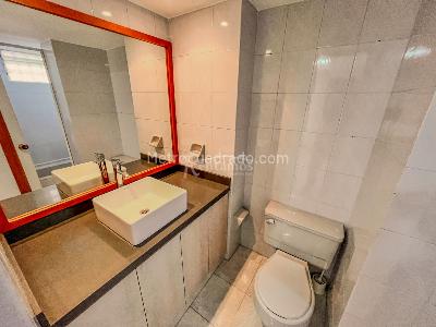 Apartamento de 2 alcobas en arriendo en Los Naranjos, Medellín, 82 m² · foto 13 de 20