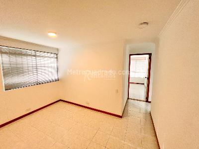 Apartamento de 2 alcobas en arriendo en Los Naranjos, Medellín, 82 m² · foto 16 de 20