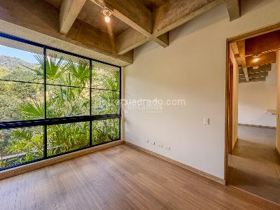 Apartamento en venta en Loma Del Escobero, Envigado · foto 16 de 20