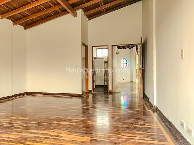 Casa de 4 alcobas en venta en Gualanday, Rionegro, 395 m² · foto 13 de 20