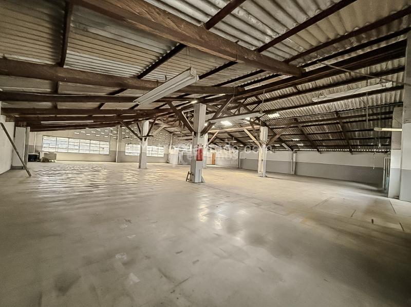 Bodega en Arriendo, Barrio Colombia, Medellín - Vista 2