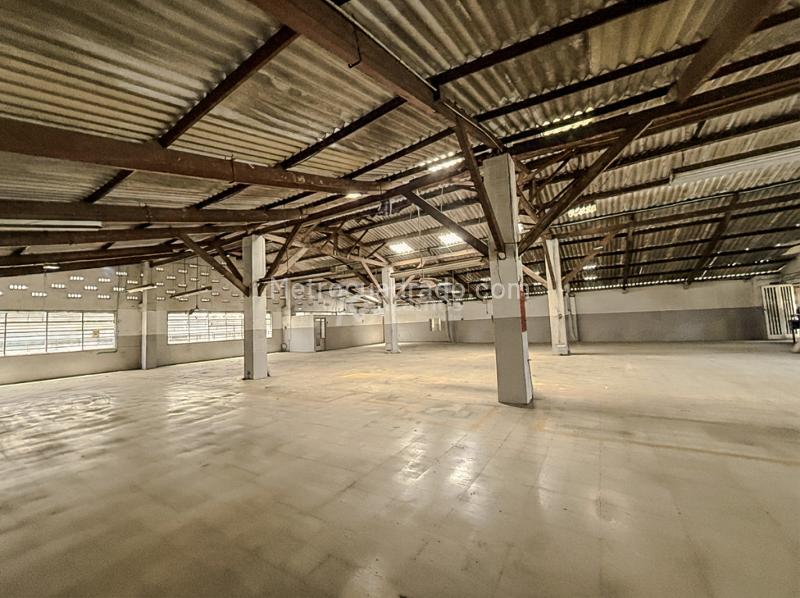 Bodega en Arriendo, Barrio Colombia, Medellín - Vista 3