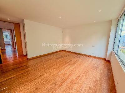 Casa de 3 alcobas en arriendo en Loma El Atravesado, Envigado, 337 m² · foto 15 de 20