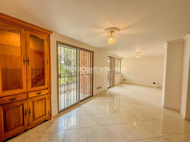 Piso – Envigado, Valle de Aburrá - Más
