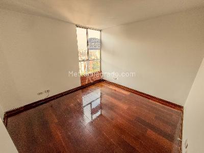 Apartamento de 3 alcobas en arriendo en San Julian, Medellín, 76 m² · foto 13 de 20