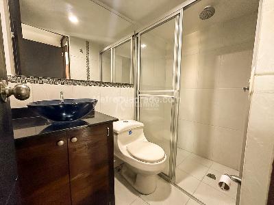 Apartamento de 3 alcobas en arriendo en San Julian, Medellín, 76 m² · foto 14 de 20