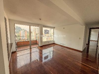 Apartamento de 3 alcobas en arriendo en San Julian, Medellín, 76 m² · foto 2 de 20