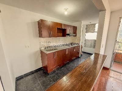 Apartamento de 3 alcobas en arriendo en San Julian, Medellín, 76 m² · foto 5 de 20