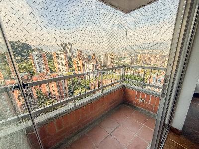 Apartamento de 3 alcobas en arriendo en San Julian, Medellín, 76 m² · foto 8 de 20