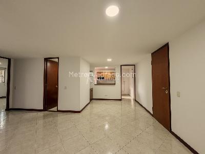 Apartamento de 2 alcobas en venta en La Abadia, Envigado, 70 m² · foto 7 de 20