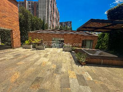 Casa de 3 alcobas en venta en Las Lomitas, Sabaneta, 580 m² · foto 15 de 20