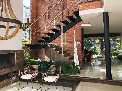 Casa de 4 alcobas en venta en Las Lomitas, Sabaneta, 460 m² · foto 12 de 20