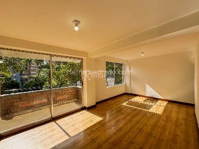 Apartamento de 3 alcobas en venta en Loma Benedictinos, Medellín, 98 m² · foto 2 de 20