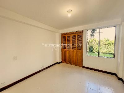 Apartamento de 3 alcobas en venta en Loma Benedictinos, Medellín, 98 m² · foto 15 de 20