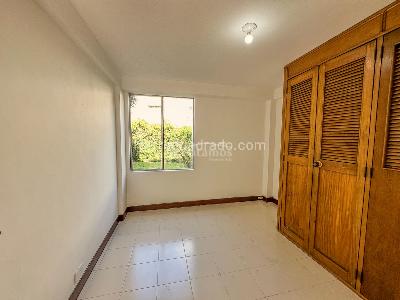Apartamento de 3 alcobas en venta en Loma Benedictinos, Medellín, 98 m² · foto 18 de 20