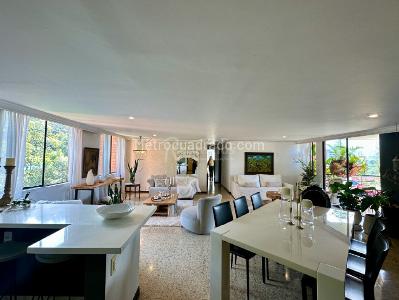 Apartamento de 3 alcobas en venta en Las Palmas, Medellín, 154 m² · foto 3 de 20