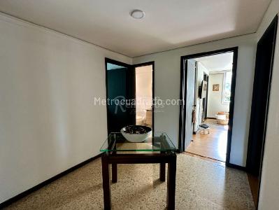 Apartamento de 3 alcobas en venta en Las Palmas, Medellín, 154 m² · foto 14 de 20