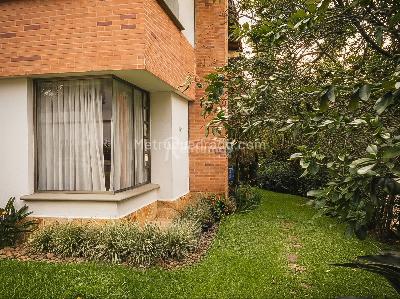 Casa de 3 alcobas en venta en El Poblado, Medellín, 360 m² · foto 12 de 19