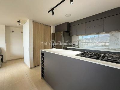 Apartamento de 3 alcobas en venta en Ditaires, Itagüí, 70 m² · foto 6 de 20