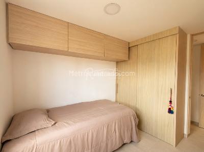 Apartamento de 3 alcobas en venta en Ditaires, Itagüí, 70 m² · foto 14 de 20