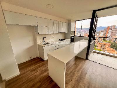 Apartamento en arriendo en Lalinde, Medellín · foto 5 de 20