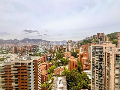Apartamento en arriendo en Lalinde, Medellín · foto 12 de 20