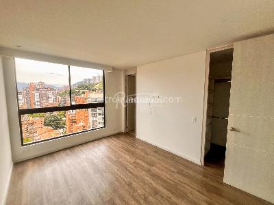 Apartamento en arriendo en Lalinde, Medellín · foto 16 de 20