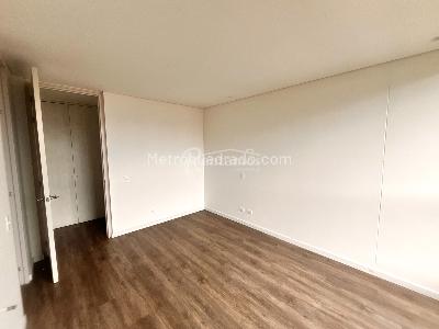 Apartamento en arriendo en Lalinde, Medellín · foto 20 de 20