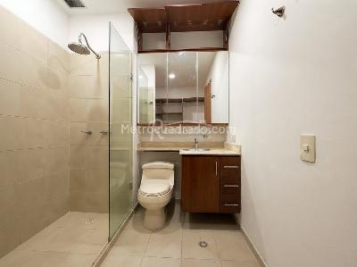 Apartamento de 1 alcoba en arriendo en Santa Maria De Los Angeles, Medellín, 65 m² · foto 11 de 20