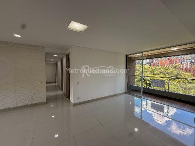 Apartamento de 4 alcobas en venta en Santa Maria De Los Angeles, Medellín · foto 1 de 20