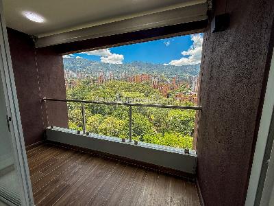 Apartamento de 4 alcobas en venta en Santa Maria De Los Angeles, Medellín · foto 2 de 20
