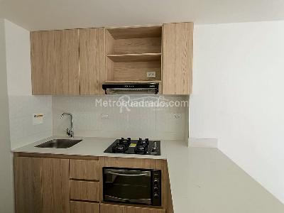 Apartaestudio en arriendo en Santa Fe, Medellín, 42 m² · foto 3 de 20