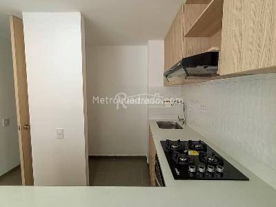 Apartaestudio en arriendo en Santa Fe, Medellín, 42 m² · foto 4 de 20