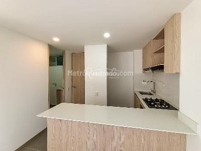 Apartaestudio en arriendo en Santa Fe, Medellín, 42 m² · foto 5 de 20