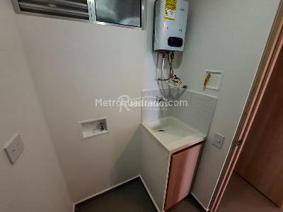 Apartaestudio en arriendo en Santa Fe, Medellín, 42 m² · foto 6 de 20