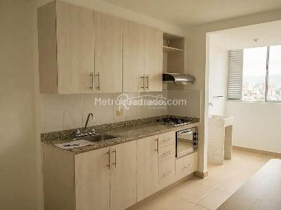 Apartamento de 3 alcobas en venta en Maria Auxiliadora, Sabaneta, 78 m² · foto 2 de 15