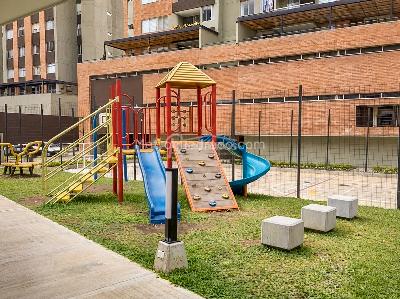 Apartamento de 3 alcobas en venta en Maria Auxiliadora, Sabaneta, 78 m² · foto 8 de 15