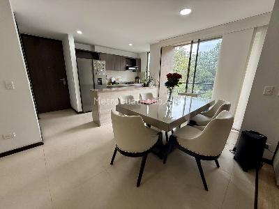 Apartamento en venta en Altos Del Poblado, Medellín · foto 4 de 20