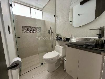 Apartamento en venta en Altos Del Poblado, Medellín · foto 15 de 20