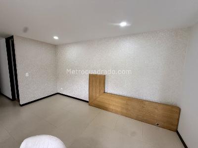 Apartamento en venta en Altos Del Poblado, Medellín · foto 16 de 20